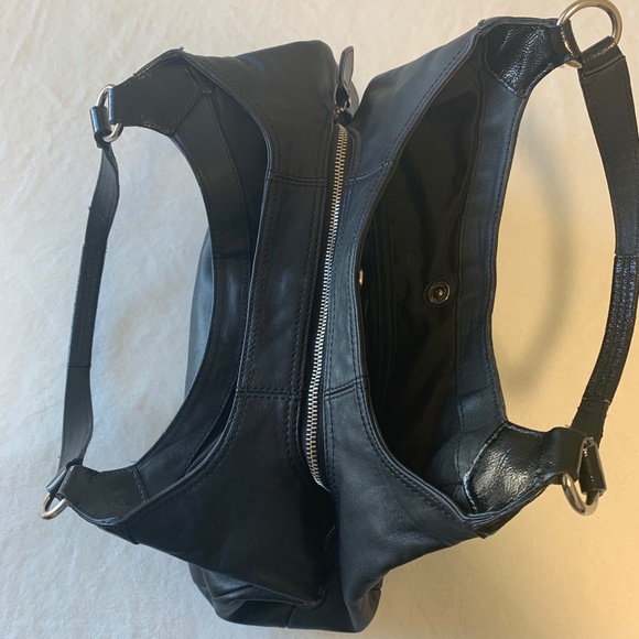 Coach Women's Leather Shoulder Handbag EST 1941 - Picture 6 of 10